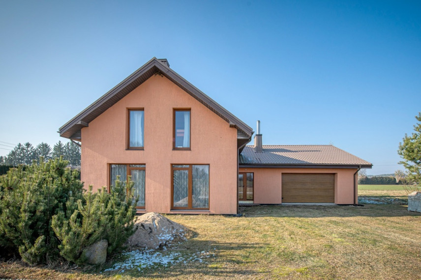Parduodamas namas Kauno r. sav., Netonių k., Gimtinės g., 200 m2 ploto, 2 aukštai 2