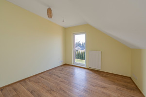 Parduodamas namas Kauno r. sav., Netonių k., Gimtinės g., 200 m2 ploto, 2 aukštai 12