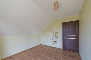 Parduodamas namas Kauno r. sav., Netonių k., Gimtinės g., 200 m2 ploto, 2 aukštai 13
