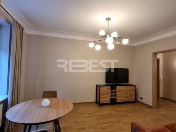 Nuomojamas butas Vilniaus g., Centras, Šiaulių m., Šiaulių m. sav., 60 m2 ploto, 2 kambariai 4