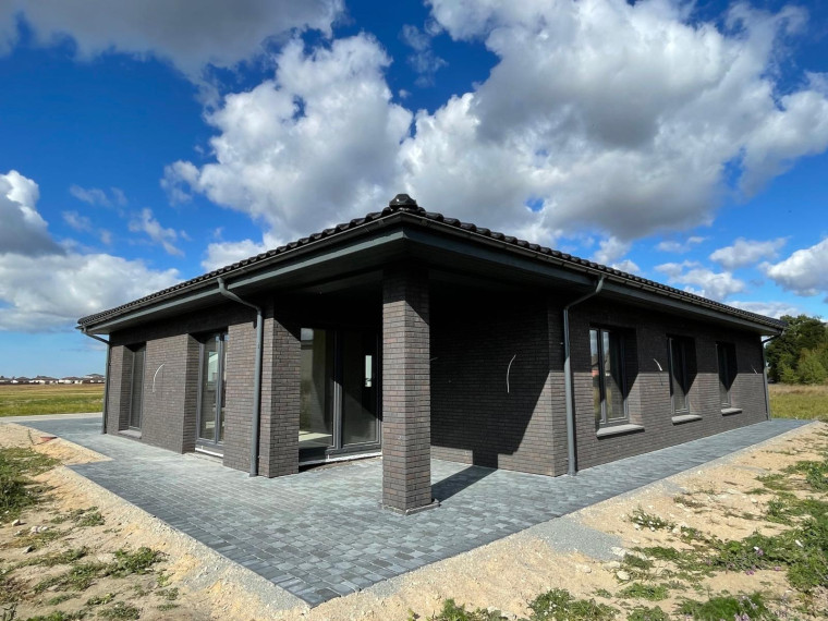 Parduodamas namas Gėlynų g., Gindulių k., Klaipėdos r. sav., 161 m² ploto 4 kambariai 2