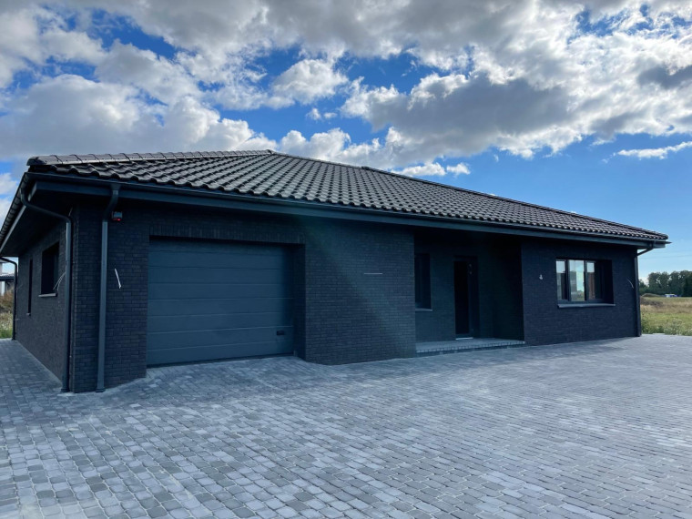 Parduodamas namas Gėlynų g., Gindulių k., Klaipėdos r. sav., 161 m² ploto 4 kambariai 5