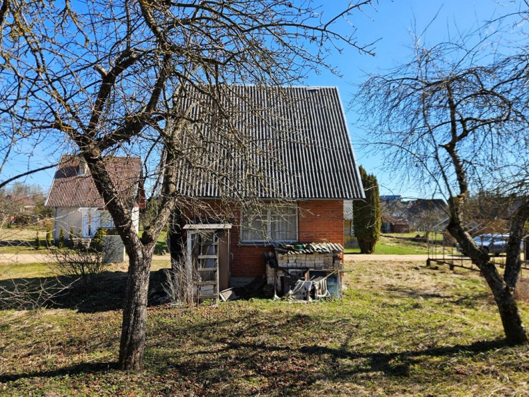 Parduodamas namas Narkūnų k., Utenos r. sav., 34.27 m² ploto 1 kambarys 4