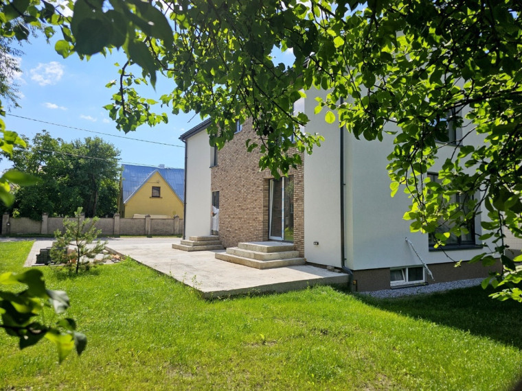 Parduodamas namas Anykščių g., Trekas, Klaipėdos m., Klaipėdos m. sav., 200.49 m2 ploto, 2 aukštai 1