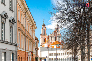 Stilingas, 3 miegamųjų, butas Senamiestyje 31