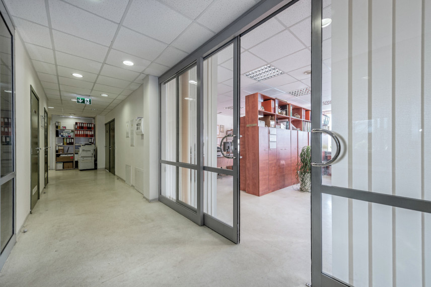 Parduodamos administracinės patalpos Kareivių g., Žirmūnai, Vilniaus m., Vilniaus m. sav., 500.02 m2 ploto 10