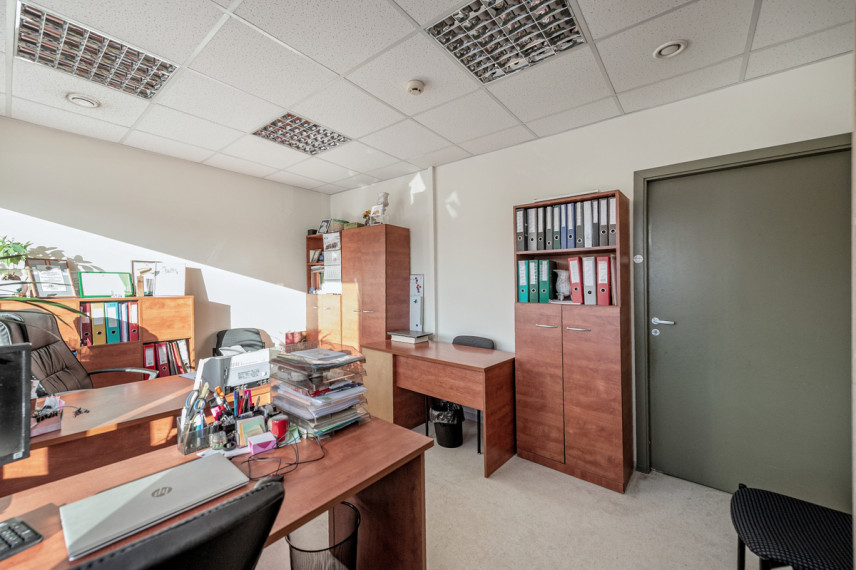 Parduodamos administracinės patalpos Kareivių g., Žirmūnai, Vilniaus m., Vilniaus m. sav., 500.02 m2 ploto 15
