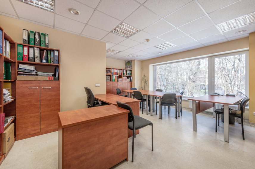 Parduodamos administracinės patalpos Kareivių g., Žirmūnai, Vilniaus m., Vilniaus m. sav., 500.02 m2 ploto 19