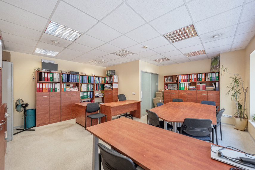 Parduodamos administracinės patalpos Kareivių g., Žirmūnai, Vilniaus m., Vilniaus m. sav., 500.02 m2 ploto 21