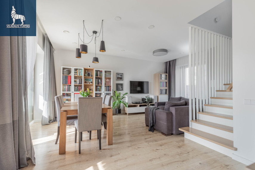Parduodamas namas Piliavos g., Pilaitė, Vilniaus m., Vilniaus m. sav., 102.5 m2 ploto, 2 aukštai 2