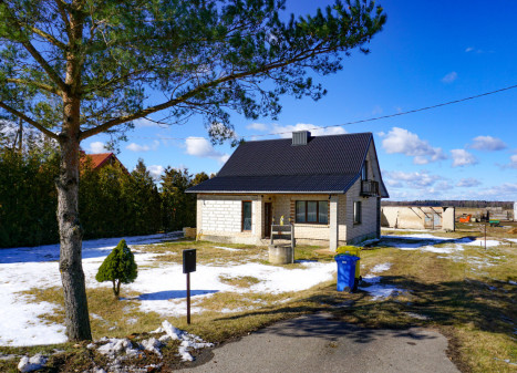 Parduodamas namas Tvibių k., Šiaulių r. sav., 110.3 m2 ploto, 1 aukštai