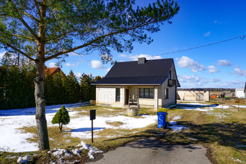 Parduodamas namas Tvibių k., Šiaulių r. sav., 110.3 m2 ploto, 1 aukštai 1
