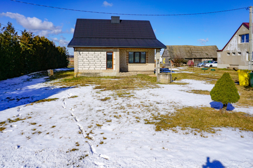 Parduodamas namas Tvibių k., Šiaulių r. sav., 110.3 m2 ploto, 1 aukštai 4