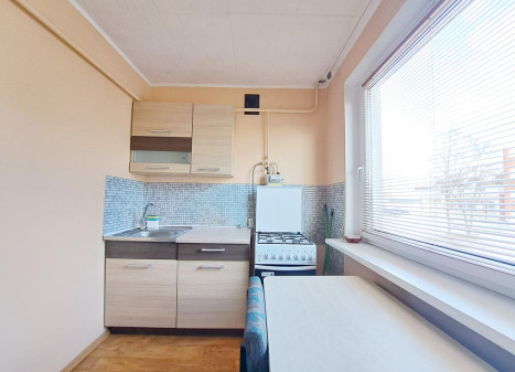 Parduodamas butas Vaižganto g., Dauniškio, Utenos m., Utenos r. sav., 33 m² ploto 1 kambarys