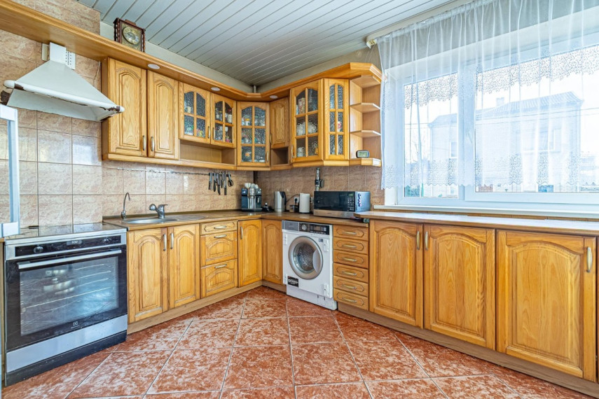 Parduodamas namas Žeimenos g., Žaliakalnis, Kauno m., Kauno m. sav., 548 m2 ploto, 2 aukštai 1