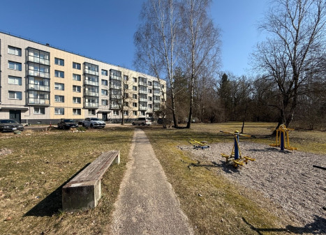Parduodamas butas Vilniaus g., Karmėlavos II k., Kauno r. sav., 47.29 m2 ploto, 2 kambariai