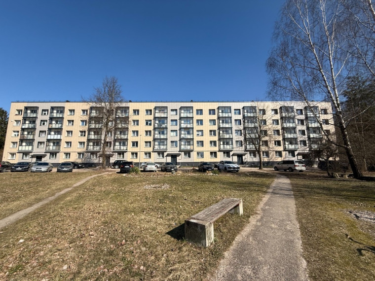 Parduodamas butas Vilniaus g., Karmėlavos II k., Kauno r. sav., 47.29 m2 ploto, 2 kambariai 2