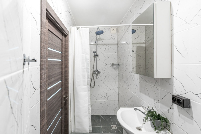 Nuomojamas butas Birutės g., Žvėrynas, Vilniaus m., Vilniaus m. sav., 15 m2 ploto, 1 kambariai 17
