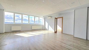 Nuomojamos administracinės, paslaugų, prekybos patalpos Raudondvario pl., Vilijampolė, Kauno m., Kauno m. sav., 230 m2 ploto 2