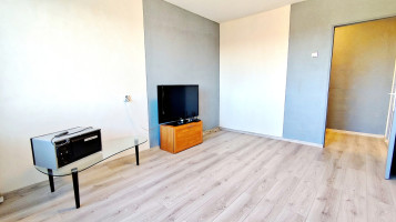 Nuomojamas butas Vytauto Vaitkaus g., Karoliniškės, Vilniaus m., Vilniaus m. sav., 57 m2 ploto, 2 kambariai 9
