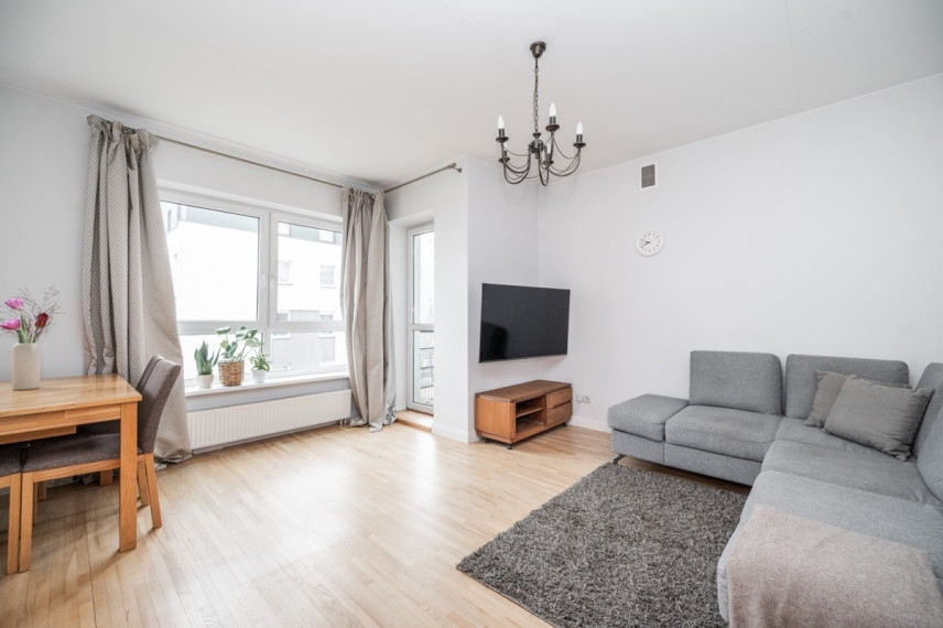 Parduodamas butas Justiniškių g., Justiniškės, Vilniaus m., Vilniaus m. sav., 50 m2 ploto, 2 kambariai 2