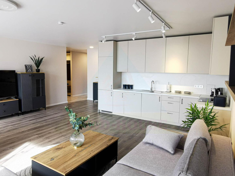 Parduodamas butas Rygos g., Justiniškės, Vilniaus m., Vilniaus m. sav., 74.02 m² ploto 3 kambariai 4