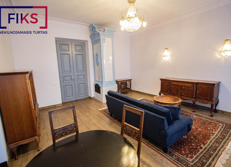 Nuomojamas butas D. Poškos g., Senamiestis, Kauno m., Kauno m. sav., 82.00 m² ploto 3 kambariai