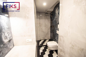 Nuomojamas butas D. Poškos g., Senamiestis, Kauno m., Kauno m. sav., 82.00 m² ploto 3 kambariai 6
