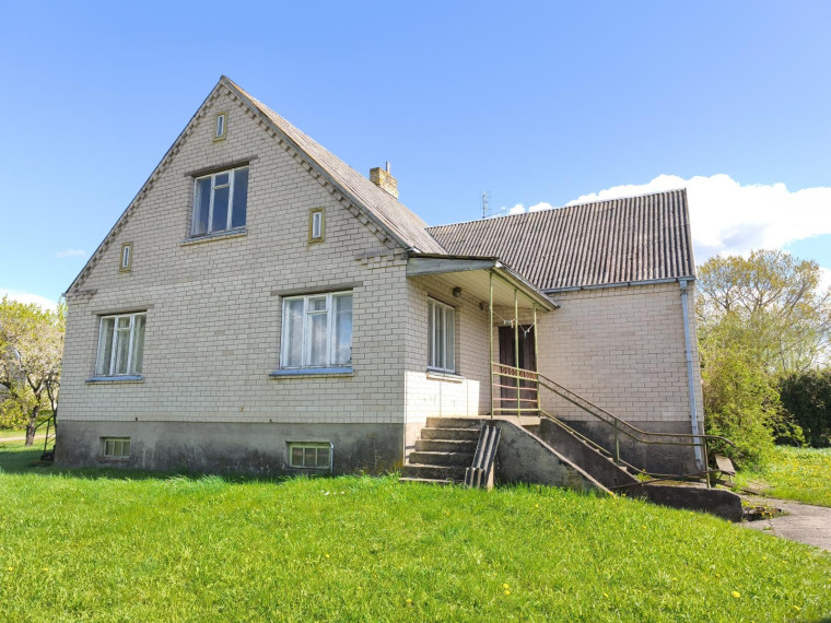 Parduodamas namas Liaušių k., Ukmergės r. sav., 217.00 m² ploto 5 kambariai 2