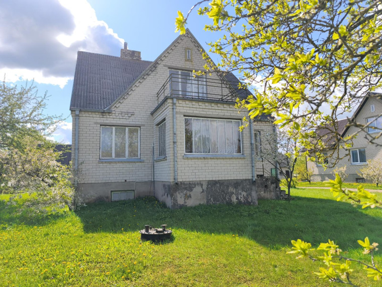 Parduodamas namas Liaušių k., Ukmergės r. sav., 217.00 m² ploto 5 kambariai 5