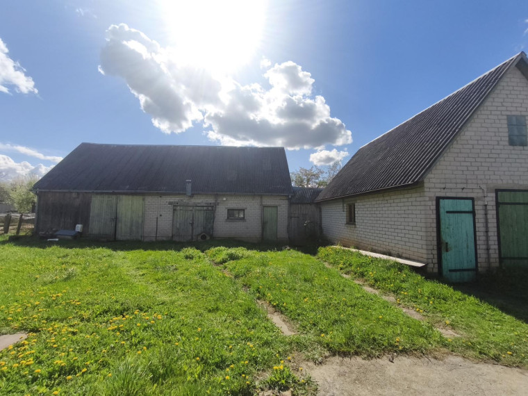 Parduodamas namas Liaušių k., Ukmergės r. sav., 217.00 m² ploto 5 kambariai 12