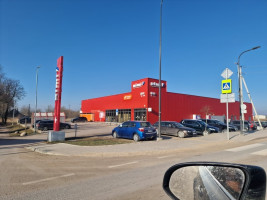 Kotedžas jungtas per du vidinius sandėliukus 6