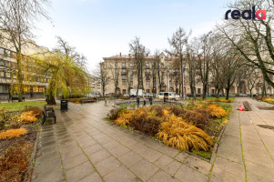 Erdvus, butas šalia Lukiškių aikštės. 17