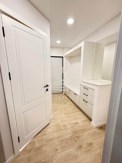 Parduodamas butas Statybininkų pr., Žardininkai, Klaipėdos m., Klaipėdos m. sav., 47 m² ploto 2 kambariai 3