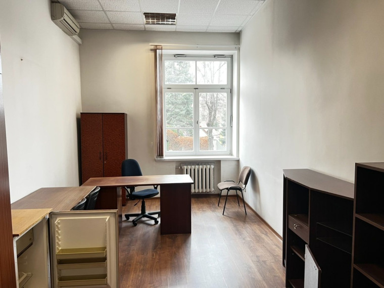 Nuomojamos administracinės patalpos K. Donelaičio g., Centras, Kauno m., Kauno m. sav., 13.32 m2 ploto 6