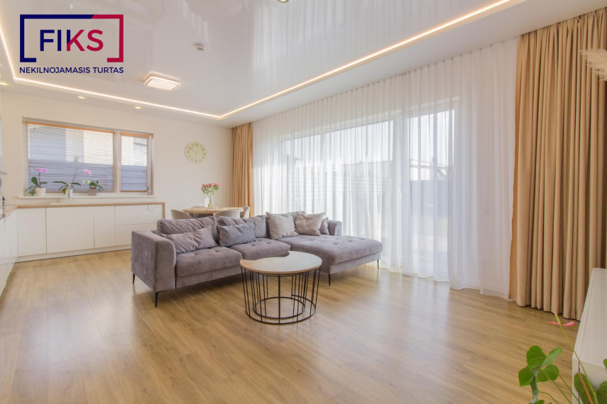Parduodamas namas Smiltės g., Vijūkų k., Kauno r. sav., 111.00 m² ploto 4 kambariai 6