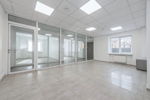 Nuomojamos administracinės, kitos paskirties, paslaugų, prekybos, sandėliavimo patalpos Dariaus ir Girėno g., Naujininkai, Vilniaus m., Vilniaus m. sav., 141.13 m2 ploto 25