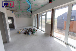 Parduodamas namas Alksnių g., Užubrasčio k., Vilniaus r. sav., 201.00 m² ploto 6 kambariai 8