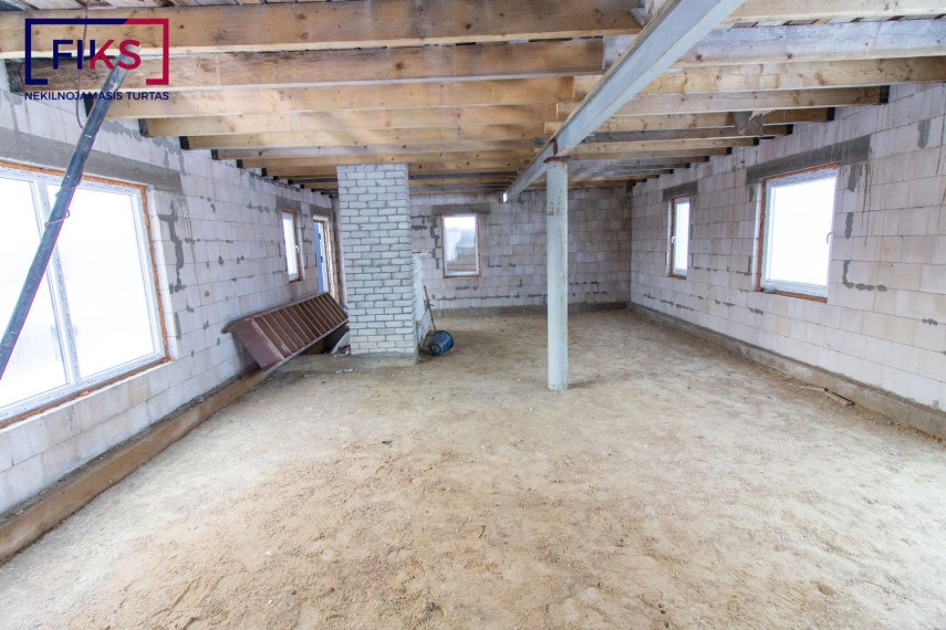 Parduodamas namas Taikos g., Kvėdarnos mstl., Šilalės r. sav., 145.00 m² ploto 4 kambariai 11