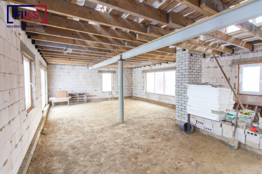Parduodamas namas Taikos g., Kvėdarnos mstl., Šilalės r. sav., 145.00 m² ploto 4 kambariai 7