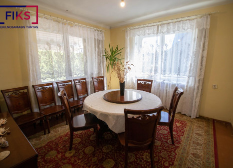 Parduodamas namas Biruliškių g., Ramučių k., Kauno r. sav., 250 m² ploto 6 kambariai