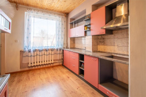 Parduodamas mūrinis, 2-jų aukštų namas Biržuose, Rožių g. 18 8