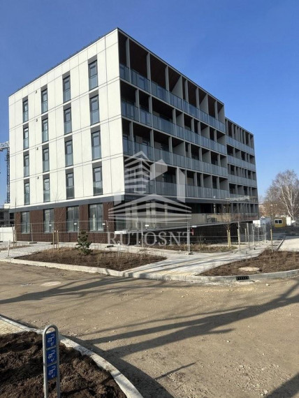 Parduodamas butas Gluosnių skg., Senamiestis, Klaipėdos m., Klaipėdos m. sav., 31.65 m² ploto 1 kambarys 1
