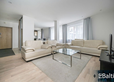 Nuomojamas butas Žalgirio g., Šnipiškės, Vilniaus m., Vilniaus m. sav., 93 m2 ploto, 3 kambariai