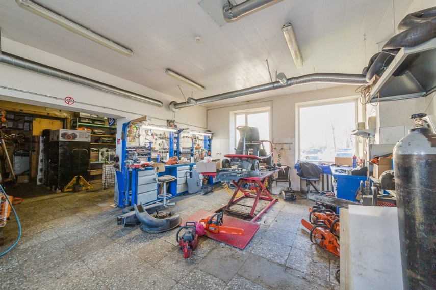 Parduodamos administracinės, kitos paskirties, paslaugų, prekybos patalpos Vytauto g., Centras, Šiaulių m., Šiaulių m. sav., 178.09 m2 ploto 12