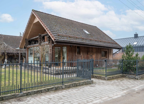 Parduodamas namas Naujanerių Sodų 3-oji g., Naujaneriai, Vilniaus m., Vilniaus m. sav., 120 m2 ploto, 2 aukštai