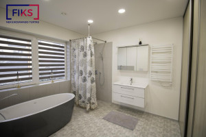 Parduodamas namas Čekiškės g., Vilkijos m., Kauno r. sav., 277.87 m² ploto 2 kambariai 11