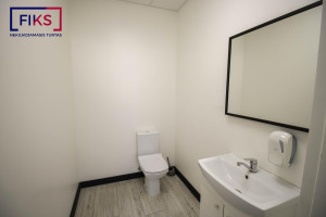 Parduodamas namas Čekiškės g., Vilkijos m., Kauno r. sav., 277.87 m² ploto 2 kambariai 18