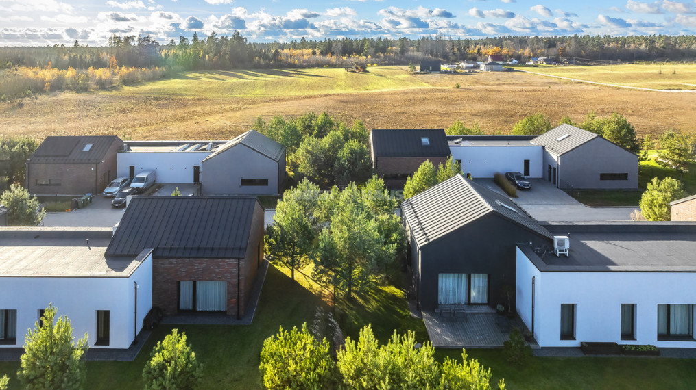 Parduodamas namas Veisiejų g., Trakų Vokė, Vilniaus m., Vilniaus m. sav., 132 m2 ploto, 1 aukštai 2