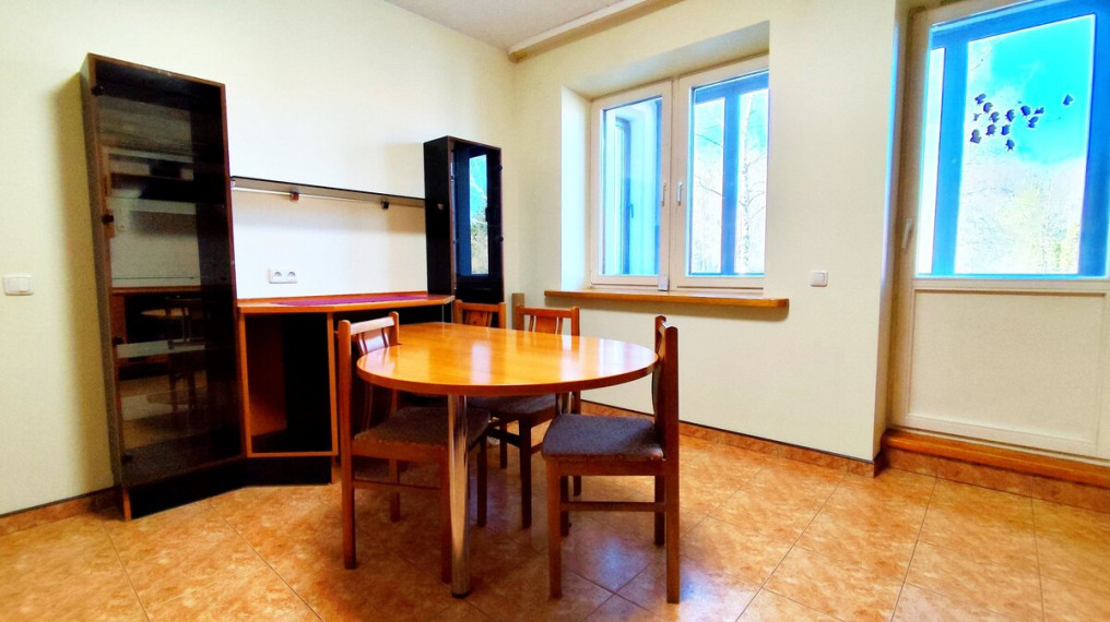 Nuomojamas butas Jono Kairiūkščio g., Bajorai, Vilniaus m., Vilniaus m. sav., 82 m2 ploto, 3 kambariai 6